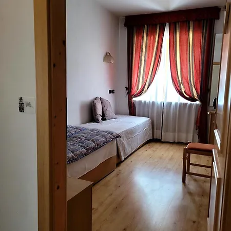 Guest house Garni Mozart Nesthouse